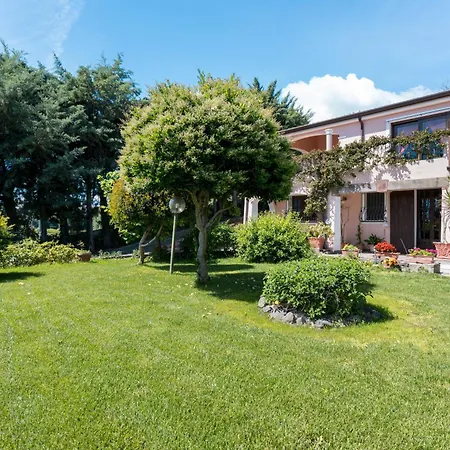 Residenza Le Magnolie * أروسييْ